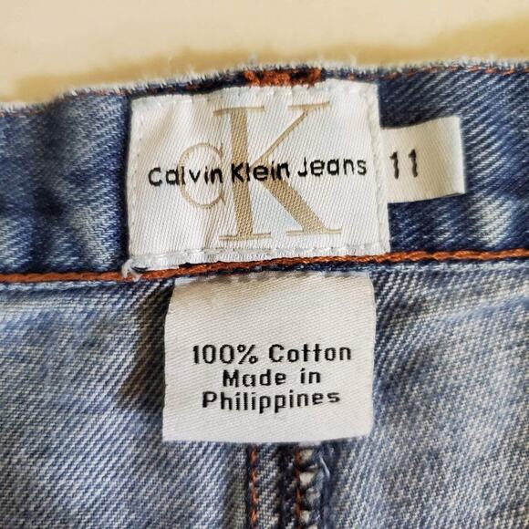 Calvin Klein Denim Shorts Womans Size 11 Blue Size Med Wash Cotton - Picture 7 of 7
